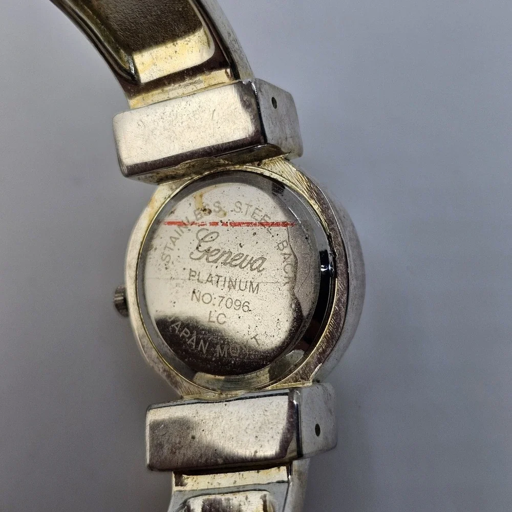 Women's Cuff Bracelet Watch 24MM Gray Dial Black Gray‎ Bracelet 5.5